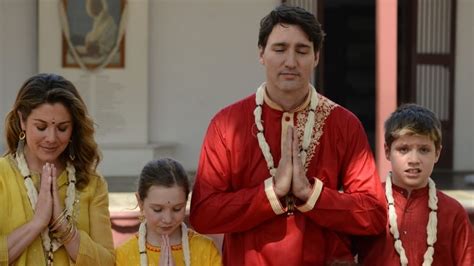 Justin Trudeau Indian Clothing