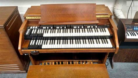 Sold Used Hammond C3 Pre Owned Organs For Sale In Michigan Buys