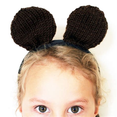Way better than party hats and a more useful party favor than a bag full or candy or small plastic dollar store toys. DIY Knitted Bear Ears | Bear ears, Diy knitting, Knitted hats