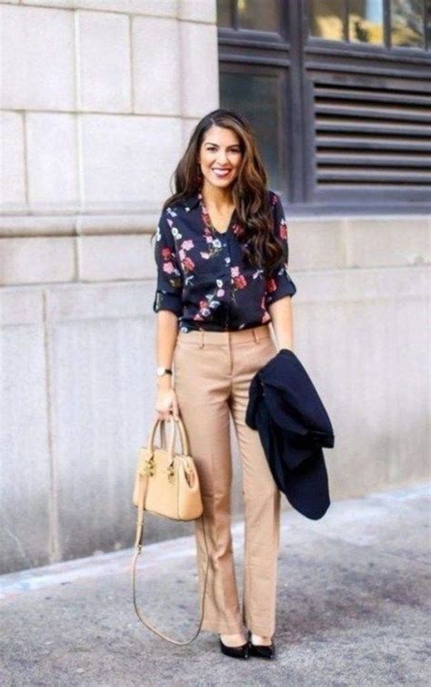 Chic Work Outfits Women For Summer 2019 23 Office Outfits Women