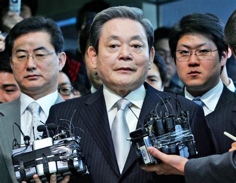 Samsung Electronics Chairman Lee Kun Hee Dies At 78