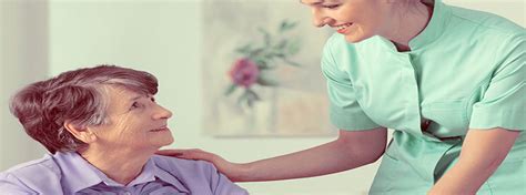 Komunikasi yang Efektif Antara Perawat dan Pasien
