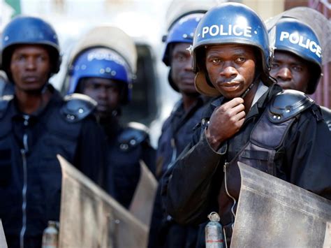 Out Cry As Police Detain 40 Gokomere High Pupils Zimbabwe Daily
