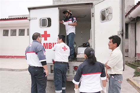 Check spelling or type a new query. La Cruz Roja brinda 50 servicios médicos