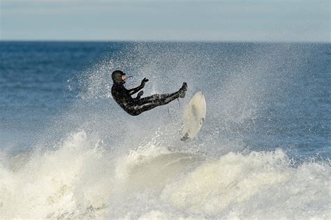 the cove at sandy hook surf photo by jack flaherty 11 30 am 12 jan 2020