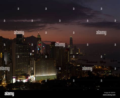 Dh Causeway Bay Hong Kong Sunset Hong Kong Harbour Buildings At Night