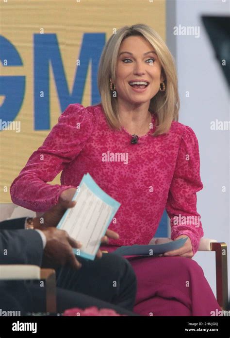 New York Ny 20220106 Good Morning America Hosts During Daily