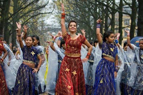 Comment Apprendre La Danse Indienne Superprof