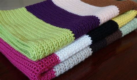 Video Tutorial Really Simple Single Crochet Baby Blanket