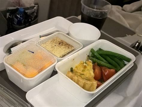 Cathay pacific has won high praise for the quality of its quarterly inflight shopping magazine 'discover the shop'. Cathay Pacific Inflight Meals | Food served on board ...