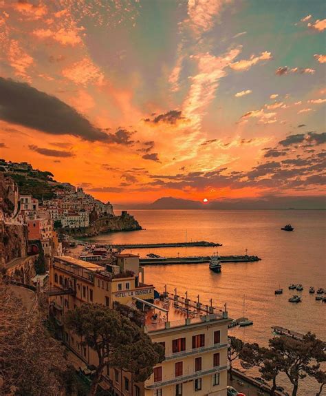 Sunset In Amalfi Coast Italy 😍😍😍 Credits Dariodigiorgio