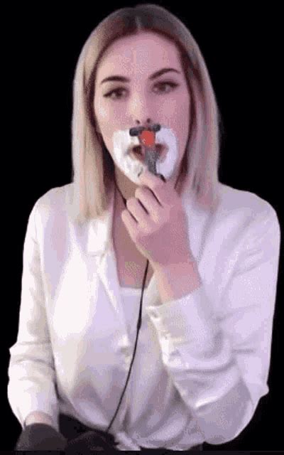Face Shave Woman Shaving Face GIF Face Shave Woman Shaving Face Shave Face ຄນພບ ແລະ