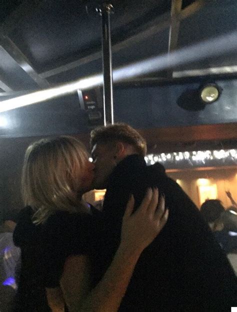 Zoe Ball Caught Kissing 22 Year Old But ‘strictly Star Plays Down