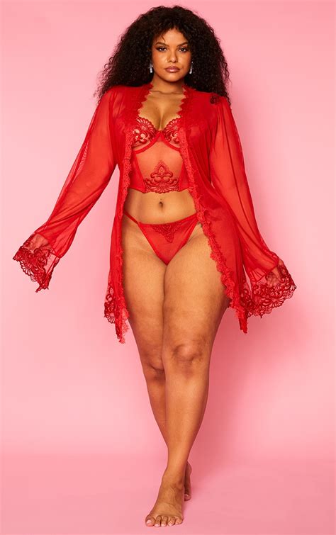 Plus Red Embroidered Lace Robe Plus Size Prettylittlething