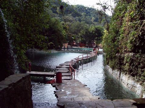 Los Chorros Centro Turistico Es El Salvador Imprecionante A A