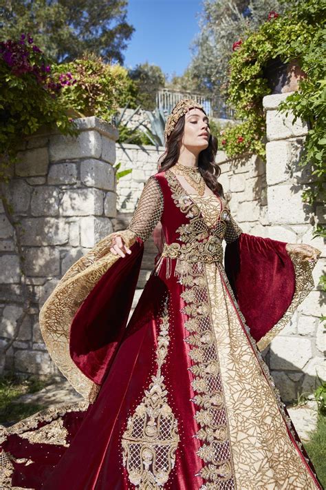 Kaftan designs designer dresses evening dresses african fashion fashion dresses abaya fashion fashion dresses caftan dress. Ottoman Red Kaftan Set | Turkish Traditional Clothes ...