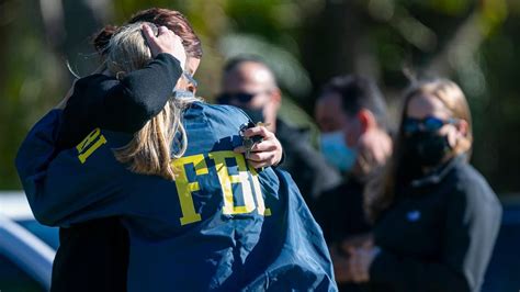 Two Fbi Agents Shot Dead Serving Warrant In Florida Raid Charlotte