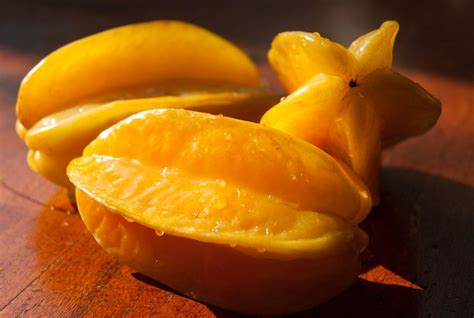 Selain 10 manfaat dan khasiat buah pare untuk kesehatan, ada lagi 5 manfaat lainnya dari buah ini yang perlu anda ketahui. Nilai Khasiat Buah-Buahan Malaysia yang anda Tidak Tahu ...