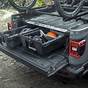 2020 Jeep Gladiator Tailgate