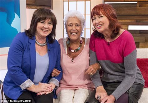 Loose Women Presenter Lynda Bellingham Had Debt Of £17million When She Died Daily Mail Online