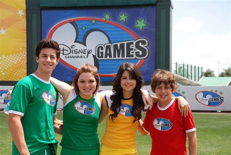 Come in and enjoy !!! David,Jennifer,Selena Gomez & Jake on Disney Channel Games ...