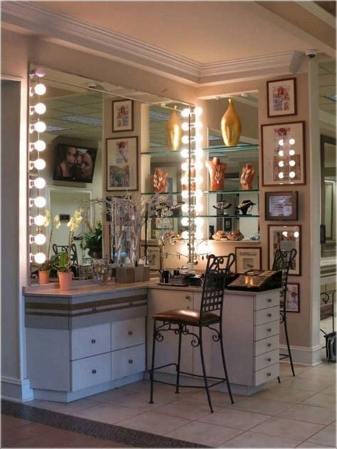 30 Unique Small Makeup Room Decoration With Feminime Color Beauty