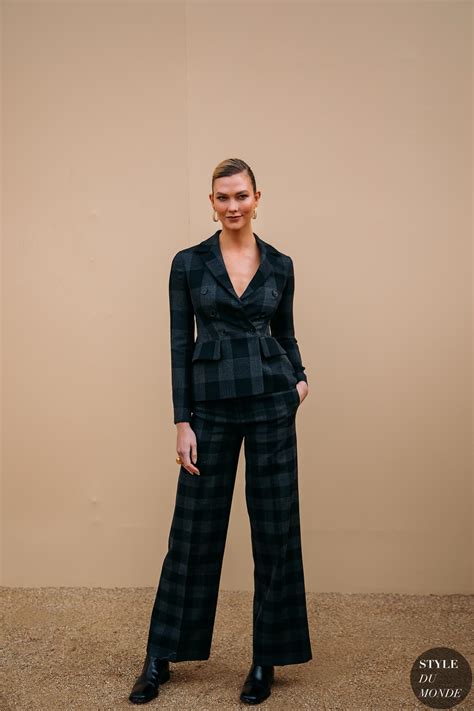 Paris Fw 2020 Street Style Karlie Kloss Style Du Monde Street