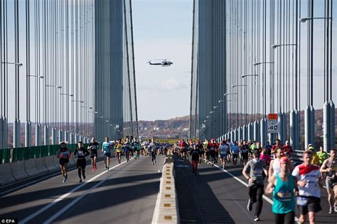 New York City Marathon 2016 More Than 50000 Take Part In 40th Year Daily Mail Online