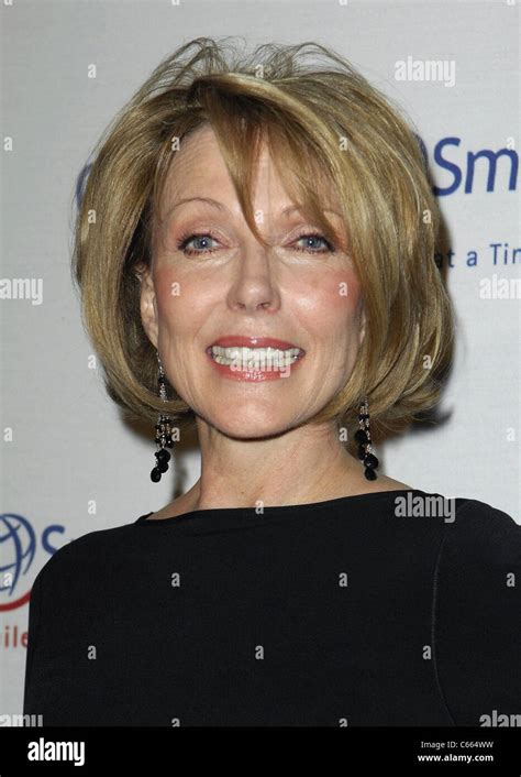 Susan Blakely At Arrivals For Operation Smiles 9th Annual Smile Gala