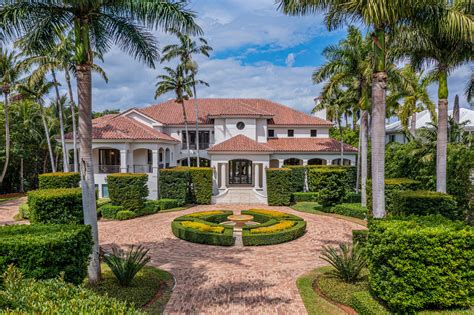 Step Inside This Coral Gables Mansion In The Exclusive Tahiti Beach