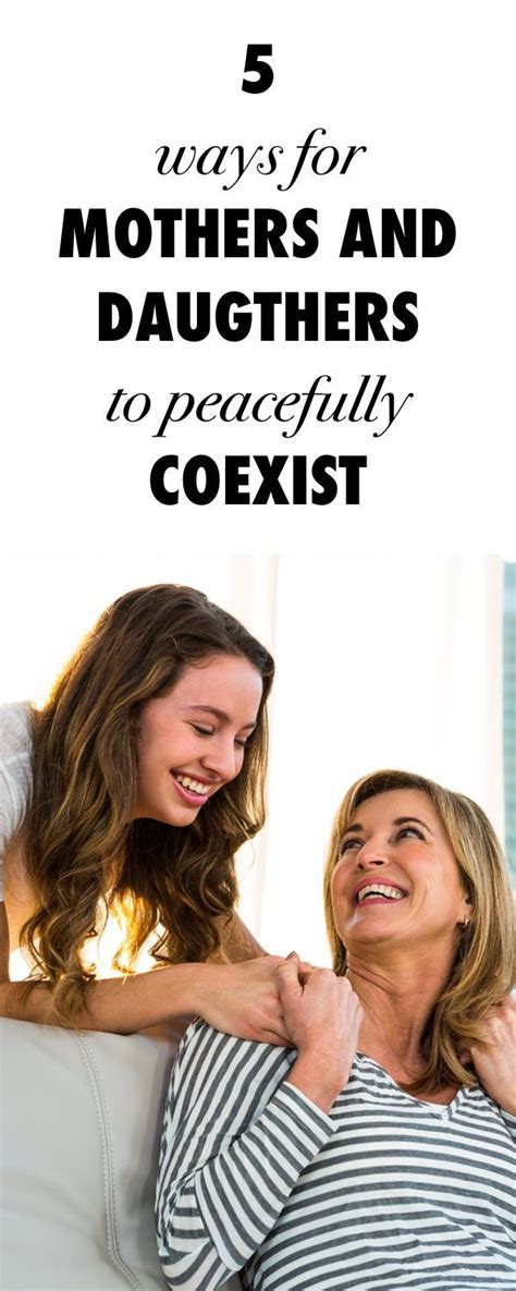 5 Ways For Adult Mothers And Daughters To Peacefully Coexist With