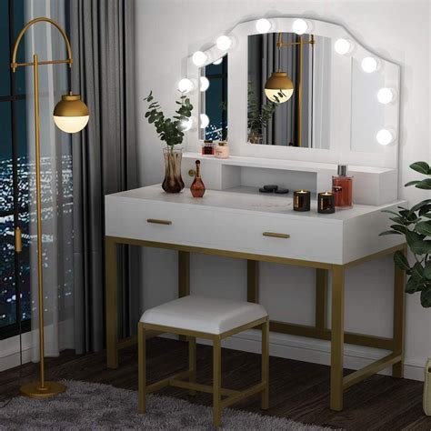 This sleek white dressing table comes from the ikea hemnes collection. 47"Large Vanity Set with Tri-Folding Lighted Mirror, Elegant Makeup Table Vanity Dresser with 4 ...