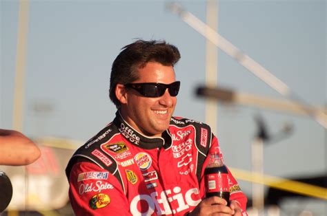 The drivers and crew chiefs are listed as well. Tony Stewart Wins Atlanta Nascar Labe Day Race....