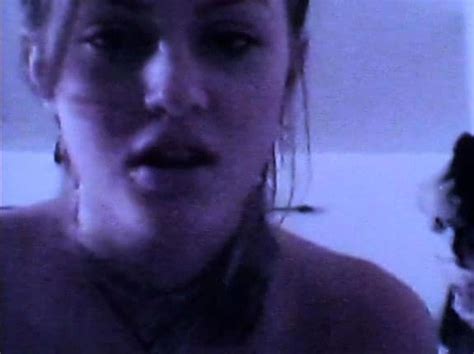 Actress Leighton Meester Nude Private Pics From Her Leaked Video