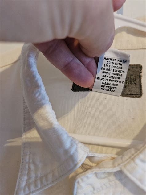 Magellan Men's Outdoors Pro Angler Fishing Shirt Shor… - Gem