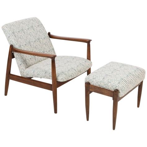 Outfit your home office, den or living room with this serta sierra collection armchair. White And Aqua Vintage Armchair And Stool, Edmund Homa ...