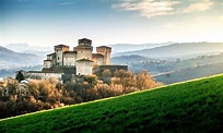 Un itinerario tra i castelli del Ducato di Parma e Piacenza e i loro ...