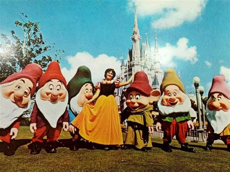Vintage Postcard Hi Ho Hi Ho Snow White And The Seven Dwarfs Walt