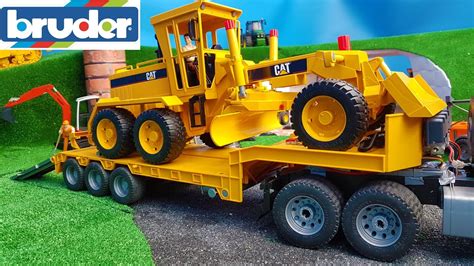 Bruder Toys Truck Construction Grader Delivery Youtube
