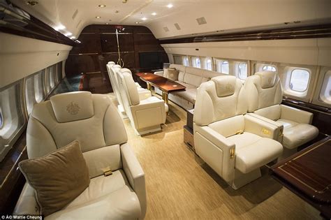 Donald Trumps £63m Private Jet Complete With 24 Carat Gold Finishes