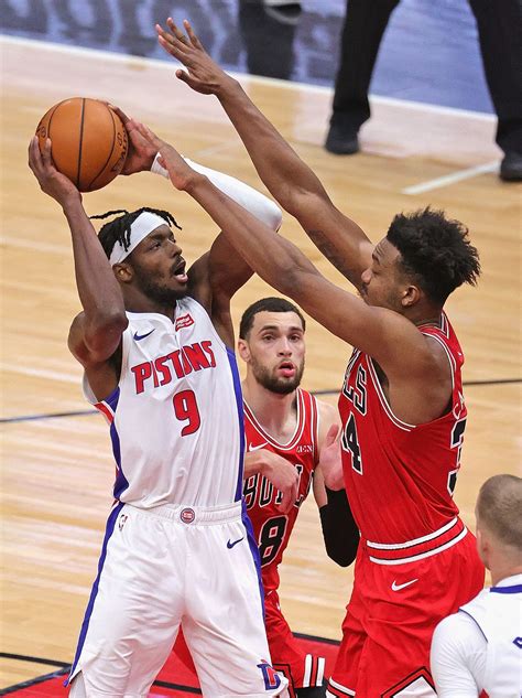 Takeaways: Jerami Grant scores career high, Pistons slump in third 