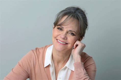 Sally Field Burt Reynolds Tell Her Memoirs First Time The One