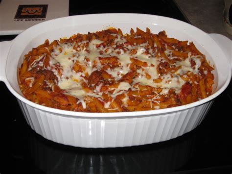 Simmer the processed tomato sauce, vodka and ground beef in a heavy large skillet over low heat until the mixture reduces by 1/4, stirring often, about 20 minutes. Baked Penne With Ground Beef And Tomato Sauce Recipe ...