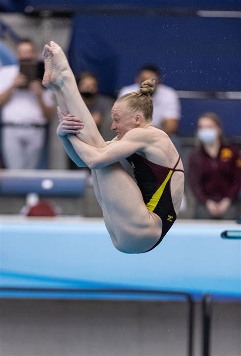 Bacon Leads Again Texas Scores One Diver But Misses Second Diver On Day 3