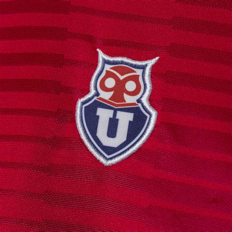 6 7 inscrito en la asociación de football de santiago (afs) desde 1912. Camiseta suplente Adidas de la Universidad de Chile 2018