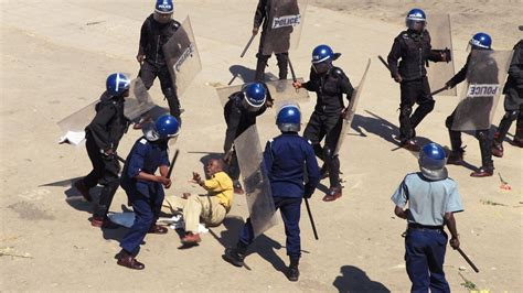 Zimbabwe Police Break Up Anti Mugabe Protest Pan African Visions