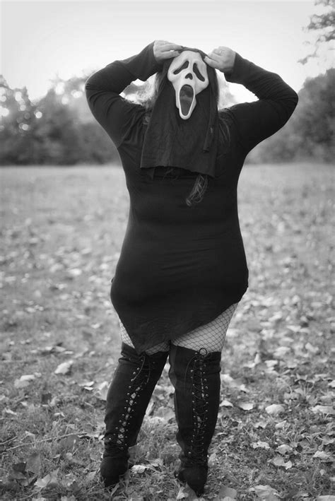 Ghostface Villains And Vixens Shoot Halloween Photoshoot Fashion