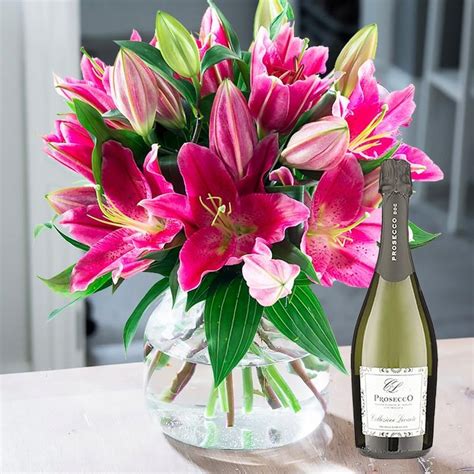 Pink Lily Bouquet With Prosecco Flowers Delivery 4 U Southall