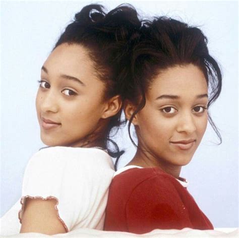 tia and tamera mowry in sister sister 1998 90s inspir