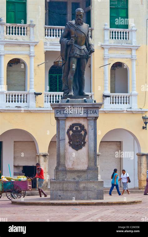 Statue Of City Founder Pedro De Heredia In Cartagena Colombia Stock